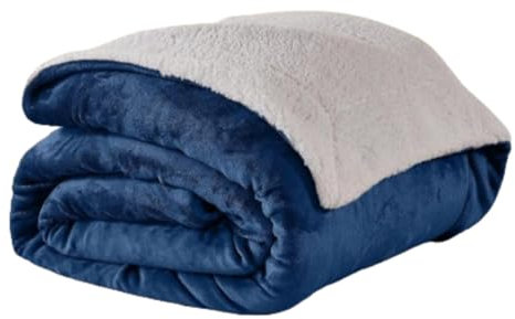 casa pura Kuscheldecke 220x240cm große Flauschige & weiche Sofadecke als Schlafzimmer Deko aus Flanell Sherpa 2cm Dicke Sofaüberwurf Wärmedecke für Zimmer Deko Balkon, Camping, Dunkelblau Glory