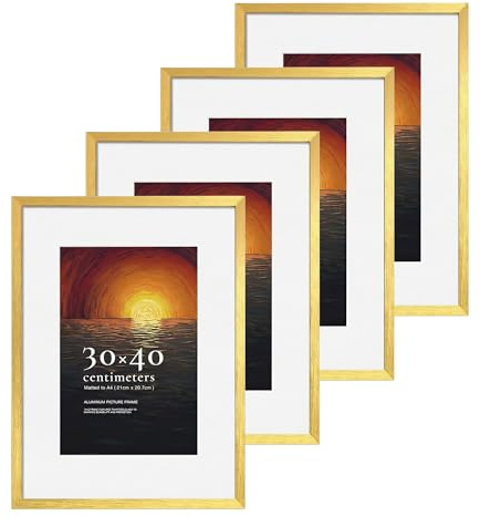 LIVINGTASTE Bilderrahmen 30x40 Aluminium Gold gebürstet mit gehärtetem Glas, 4 Stück mit Passepartout für A4 (21 x 29,7 cm), für 30x40 cm, ideal für Familienfotos 4pk