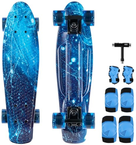 Arrow Board - 22 Zoll Skateboard, KMX Mini Cruiser Skateboard für Kinder, Jugendliche, Junge und Mädchen, Retro Stil Penny Board. LED Leuchtrollen (22 Zoll Galaxie Geschenkset LED-Räder)