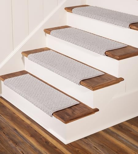 Oak Valley Designs™ Abgerundete Bullnose Teppich-Stufenmatten – rutschfeste Innen-Treppenmatten für Holztreppen, Stil: Bayside Charm, Silberbirke, 68,6 cm B x 24,8 cm T (14 Stück)