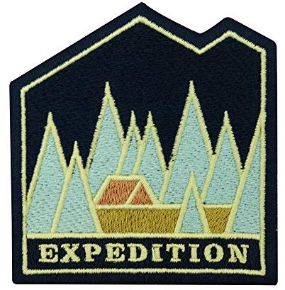 Finally Home Adventure Collection: Expedition Zelten im Wald Patch zum Aufbügeln | Wandern Outdoor Patches, Baum, Bäume, Berge Bügelflicken, Wanderer Flicken, Aufnäher auch für Rucksäcke geeignet