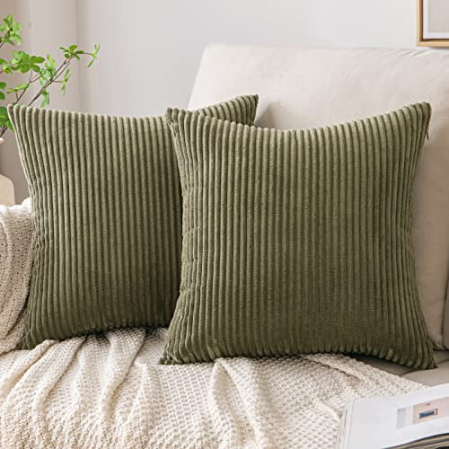 EMEMA Kissenbezug 50x50 cm Kordsamt Kissenbezüge Dekokissen Sofakissen Cord Kissenhülle Zierkissenbezug Kord Dekorative Weiche für Sofa Wohnzimmer Schlafzimmer 2er Set Olivgrün