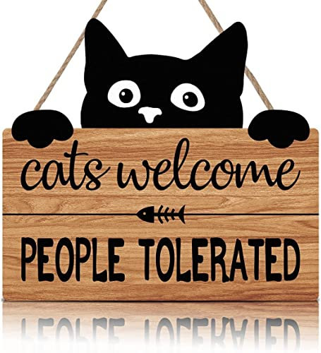 TOARTi Cat Sign,Black Cat Welcome Wood Plaque for Home Decor,Funny Cat Quote “Cats Welcome, People Tolerated” Door Hanging Decor,Pet Cat Lover Gifts for Outdoor Kitty Kitten Wall Art Pediment Pet Shop