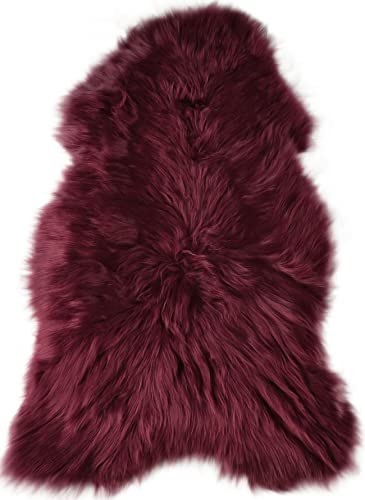 schwedisches Lammfell Pflaume violett gefärbt Langwollig 110-120 x 60 cm Schaffell von KUHFELLE online