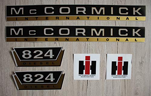 IHC MC CORMICK Aufkleber 824 Gold Traktor Emblem Sticker Label Set