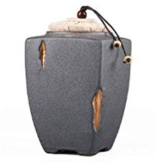 TONGTONG Japanese Gilt Ceramics Tea Canister Traditional Tea Caddy Sealed Canister for Household moisture-proof storage Jar A10