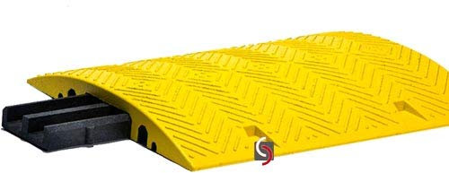 UvV Kabelbrücke Schlauchbrücke bis 40 to Schwerlast geeignet 80x60x8 cm (L x B x H) mit Kabelkanal (gelb)