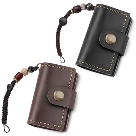 Yitexin Lot de 2 mini carnets de voyage vintage avec sangle, 4,1 x 6,1 cm, rechargeable, couverture en cuir vierge et insert de livre pour écrire un porte-clés (noir et café)