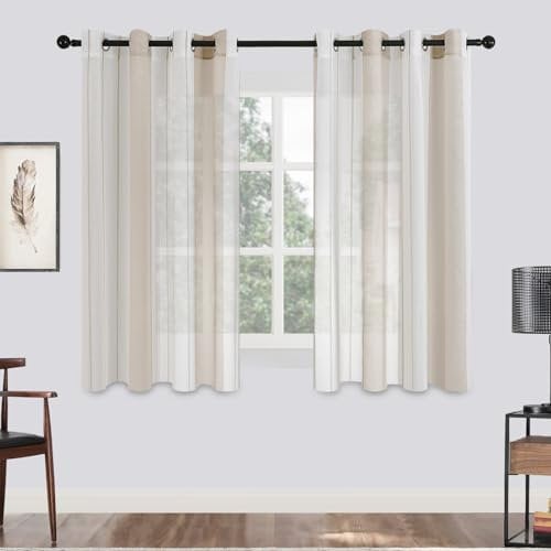 MRTREES Voile Gardinen Kurz Vorhang Halbtransparent Streifen Stores Schals mit Ösenschal Moderner Wohnstil Weiß+Khaki 160×140cm (H×B) für Dekoration Kinderzimmer Wohnzimmer Schlafzimmer 2er-Set