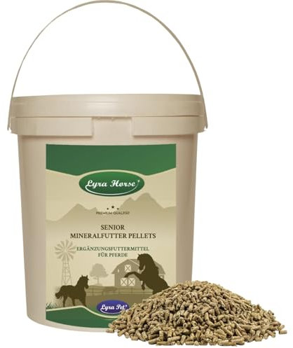 Lyra Horse® | 3,8 kg Senior Mineralfutter Pferdefutter im Eimer | Pellets aus Luzerne, Soja & Leinschrot | Ausgewogene Nährstoffquelle | Hochwertiges Futter für ältere Pferde | Reich an Ballaststoffen