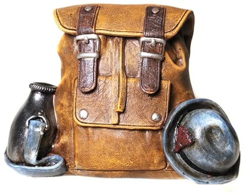 wunderschöne Spardose Rucksack braun , Wanderkasse mit Gummipfopfen ca. 16 cm groß handbemalt