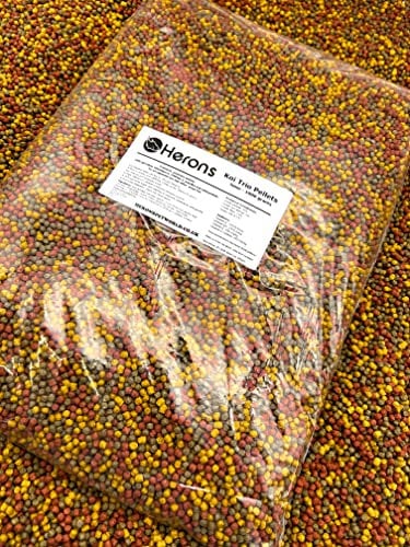 HERONS - Koi Trio Pellets, 3mm Premium Koi Fish Food, For Japanese Koi and Other Pond Fish, Prebiotic Pellets With Spirulina, Omega 3 Amino Acids, Colour and Growth Enhancing - 1Kg