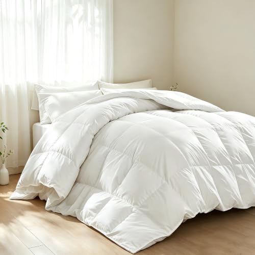 Martha Stewart Goose Feather Down Fiber Cotton Comforter Queen Size, Feather Duvet Insert Queen, Hotel Collection Hypoallergenic Comforter 58oz All Season Medium Warmth 90 x 90 Inch White