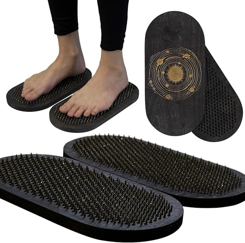 Sadhu Board for Yoga Beginners, Wooden Yoga Board for Acupressure and Meditation with Nails for Deep Tissue Massage, Acupuncture Massage, Nail Distance 0.31 in (8 mm)