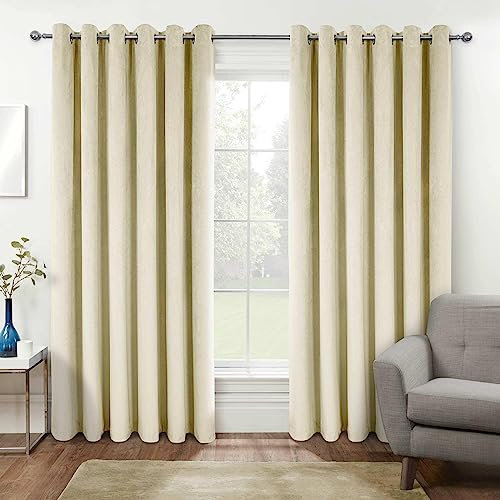 HOMESCAPES Cortinas opacas de terciopelo color crema de 117 x 137 cm, con ojales y aislamiento térmico, 100% ultra opacas, revestimiento de 3 pasos, totalmente forradas, listas para usar