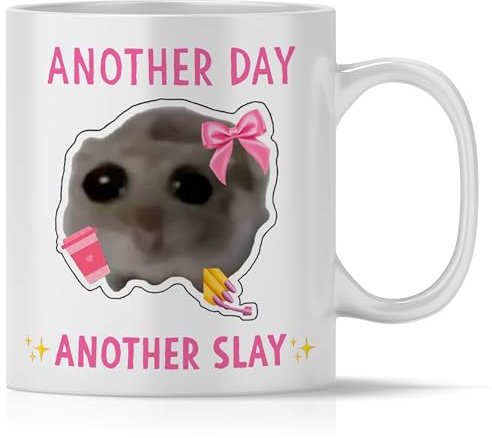 mindmonkeys® Sad Hamster Meme Lustige Tassen Hamsti Lustige Sprüche Tasse | Another Day another slay | Geschenke für Frauen beste Freundin Kollegin | Büro Kaffee Tasse | Keramik 300 ml