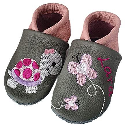Schildkröte und Schmetterlinge Krabbelschuhe aus Leder mit Namen Name bestickt dunkelgrau/altrosa