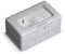 Enchufe IP55 con doble conmutador, resistente al agua, ideal para instalaciones exteriores y control de luz en espacios húmedos.