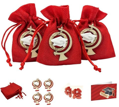 Doni Bomboniere Set Laurea 12 Sacchetti Juta Rosso Portaconfetti 12 Applicazioni Legno e Gessetto Mappamondo con Tocco 12 Bustine Confetti Cioccolato 12 Bigliettini Festa Regalo Celebrazione Gadget