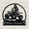 KGYMOT Personalisiertes ATV-Metallschild Monogramm Benutzerdefiniertes ATV-Schild Wandkunst Vierrad Parkplatzschild Dekor ATV Liebhaber Geschenk