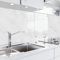danario Panel Protector de Pared Cocina – Vinilo Adhesivo Antisalpicaduras – Fácil de Instalar y Limpiar - 0,8 mm - Óptica de Vidrio - Mármol Blanco - Muestra