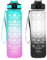2 Stück Trinkflasche 1L, BPA-Frei Tritan Wasserflasche mit Strohhalm, Sport water bottle mit Zeitmarkierung für Fitness, Schule, Yoga, Outdoor (2 Stück Hellgrün-Hellrosa, Weiß-Schwarz)