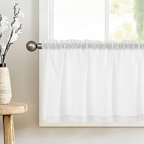 TOPICK Weiß Scheibengardine für Küche Badezimmer Klein Fenster Landhausstil Gardine Kurz mit Waffel Muster Halbtransparent Bistrogardine mit Tunnelzug 1 Schal 150Bx45H cm