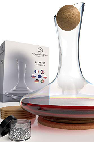 Carafe à Décanter le Vin en Crystallin 100% Fabriqué Main en Europe - incl. Accessoires Billes Nettoyantes en Acier, Bouchon Pure Liège et Dessous de Verre - Décanteur Aérateur pour Vin Rouge et Blanc