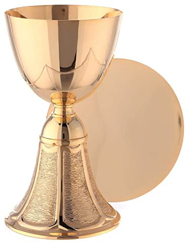 Kelch und Patene aus vergoldetem Messing mit Glockensockel, 18 cm