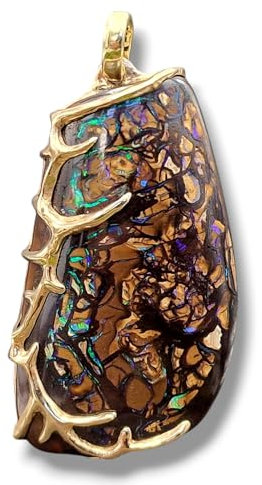 LeoLars-PABE Hochwertiger wunderschöner Boulder Opal Anhänger aus 585er Gelbgold im Tribaldesign, Opal 41,5mm x 25mm x 8,7mm mit grün, blau, lila Opalfeuer und tollem Muster, Unikat, Handarbeit