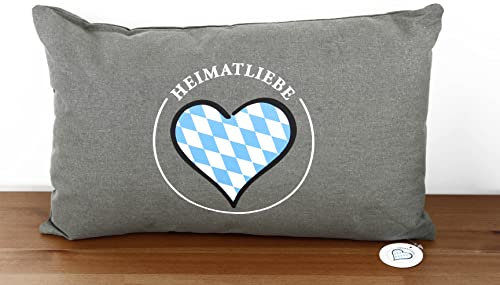 KAMACA Kissen HEIMATLIEBE 30 cm x 50 cm Flauschig gefülltes Kissen mit Reißverschluss Hingucker und wertiges Geschenk (Heimatliebe - weiße Schrift)