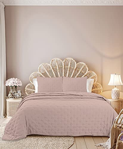 Autrefois Dessus de lit 240 x 260 cm Sixtine Rose Pêche - Effet Peau de pêche - Couvre lit matelassé Doux et léger - Boutis uni 2 Places - Couverture Microfibre - Plaid canapé déco