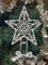 Weihnachtsbaumspitze Silber Stern Holz Baumschmuck Baumspitze Ornament ausgehöhltes Design Stern Topper für Urlaub Party Home Decor Holz Baum Ornament Weihnachten