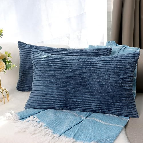 CALIYO Kissenhülle Kord Uni 2er Set, Kissenbezug 40x60 Kissenbezüge für Zierkissen Dekokissen Sofakissen Couchkissen in vielen Farben Jeansblau