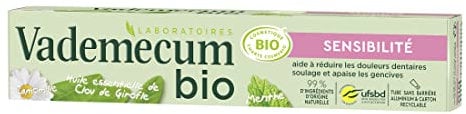 Vademecum Dentifrice Sensibilité Menthe et Huile Essentielle de Clou de Girofle, Certifié Bio, 99% d'Ingrédients d'Origine Naturelle, 75ml