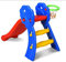 Toboggan de jardin pour enfants pour l'extérieur et l'intérieur, toboggan autoportant avec panier de basket en plastique, 106 x 59 x 77 cm (bleu-rouge)