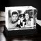 contento 3D Glas Laser Foto von Deinem Bild | Glasfoto | 3D Foto | personalisiertes Geschenk | (Glasblock, L Querformat (100x70x60mm) inkl. Sockel | bis 4 Personen/Tiere