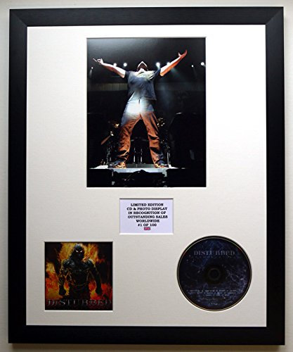 DISTURBED/Darstellung mit Foto und CD | Limited Edition des Albums INDESTRUCTIBLE