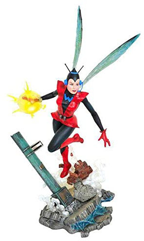 Diamond Select - Marvel Gallery Comic Wasp PVC Statue, MAY212113