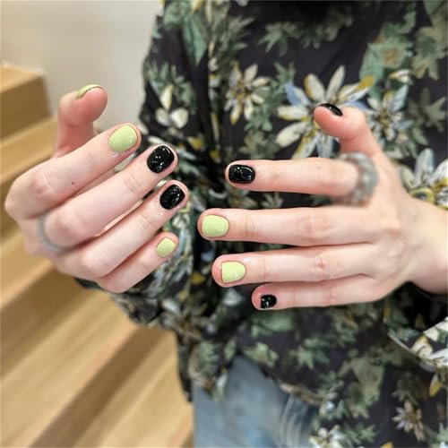 Square Short Press on Fake Nails Green Black Color Nail Art Decoration Summer Glossy Manicure for Women and Girls 24pcs