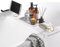 Suixtil Acrylglas-Badewannenablage, Badezimmer-Organisator, Badewannentisch, Badezimmerablage, Badezimmerdekoration, hält Ipad und Bücher Badewannenablage(Transparent,90CM)