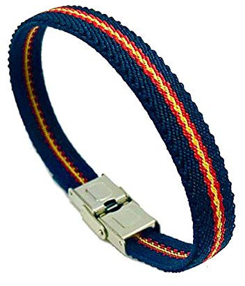 PULSERA ELÁSTICA CON BANDERA DE ESPAÑA CON CIERRE DE ACERO. FONDO AZUL MARINO