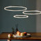 DHGIE LED Pendellampe Wohnzimmerlampe Pendelleuchte Dimmbar Mit Fernbedienung Kronleuchter Moderne Hängeleuchte Esstisch Aluminium Runde Acryl Beleuchtung 3 Rings Deckenleuchte (Color : Schwarz)