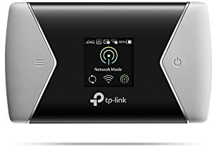 TP-Link M7450 Mobile Router Hotspot Portatile, 4G+ LTE Cat6 300Mbps, Dual Band Wi-Fi, SIM Card, SD Card fino a 32G, Display a Colori, Durata fino a 15 ore, Controllo del traffico (Ricondizionato)