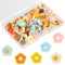 Mabor 60 Stück Blumen Pinnnadeln Cute Reißzwecken für Korktafel,Pinnwandnadeln, Fotowand, Whiteboard - Bunte Blumen Reißnägel für Karte Dekoration Zubehör