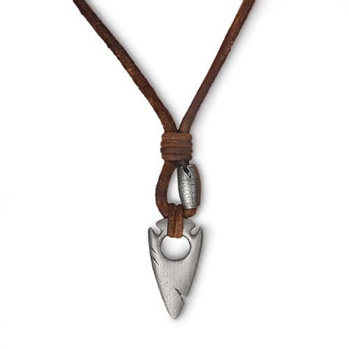 LOCAL LEAGUE Herren-Leder-Halskette mit Pfeilspitze, Metall-Anhänger, Braunes Kordel, Tanga-Seil für Männer, Freund, Surfer BEACH Party Surfen Urlaub Outback Jäger Speer Festival Party Club 55cm