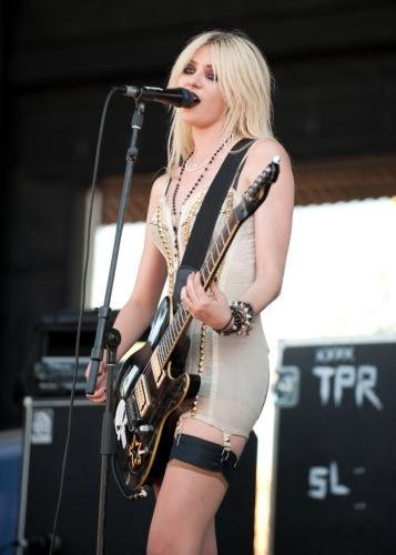 Taylor Momsen Performing Poster, 28 x 43 cm, #a1611