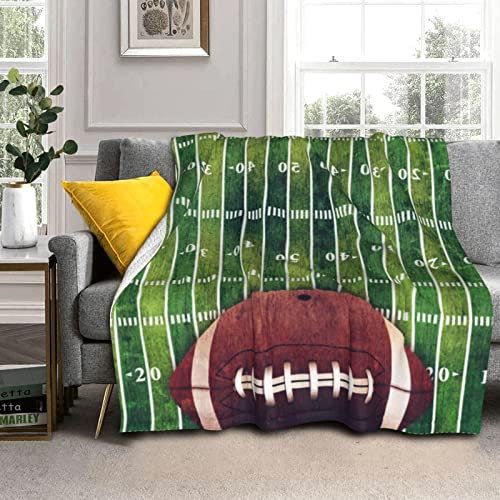 American Football Feld und Ball bedruckte Flanelldecke, weich, flauschig, Wärme und Komfort, Anti-Pilling-Flanelldecke, verwendet für Sofa, Bett, Reisen und Camping-Geschenke