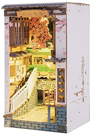 Rolife Book Nook Kit Sakura Densya Puzzle 3D Maquette en Bois à Construire Construction Adulte Booknook Kits pour Étagère Serre-Livres Décor avec Meubles