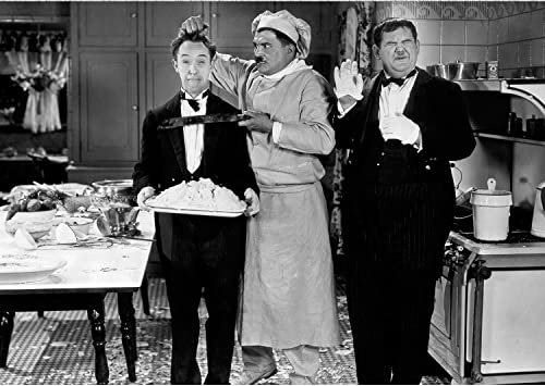 Papiarte Poster da Parete per Arredamento Casa - Stampe Vintage Senza Cornice - Ideali come Decorazioni Casa Moderna - (32 x 45 cm, Mangiaspaghetti #18)